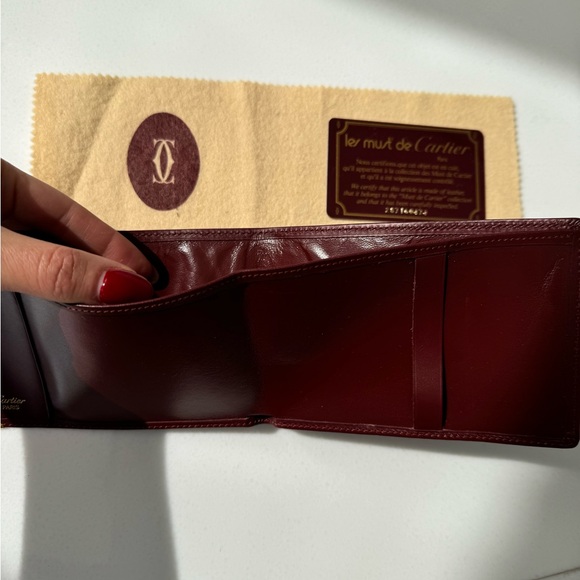 Must De Cartier Burgundy Leather Wallet - Picture 7 of 11